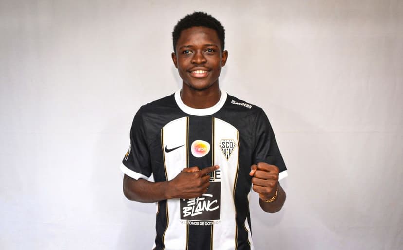 Angers veut verrouiller l’avenir de Djibirin