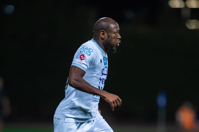 Al Okhdood : vers un départ de Christian Bassogog en fin de saison ?